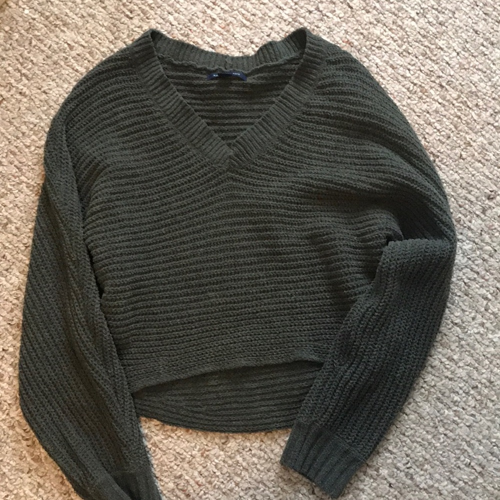 Cropped army green sweater